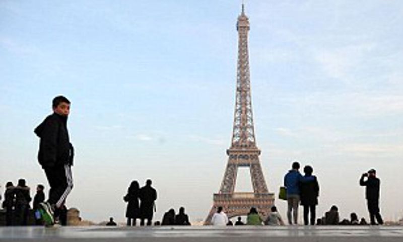 The Overcrowded Eiffel Tower